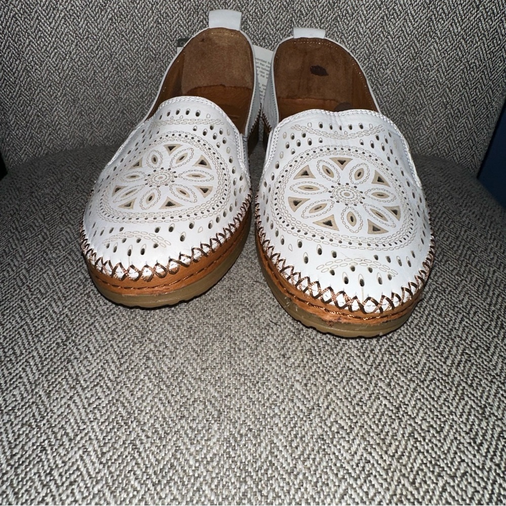 Spring Step Ingrid Soft Leather Slip On Loafer White Women Size 6.5 EU 37 NIB - Picture 3 of 13